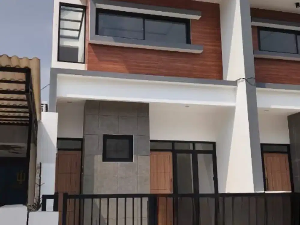 Rumah Tenggilis Mejoyo Surabaya Dekat Kampus Ubaya Baru Gress