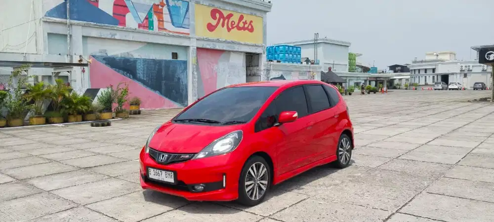 Honda Jazz autometik at Merah 2013
