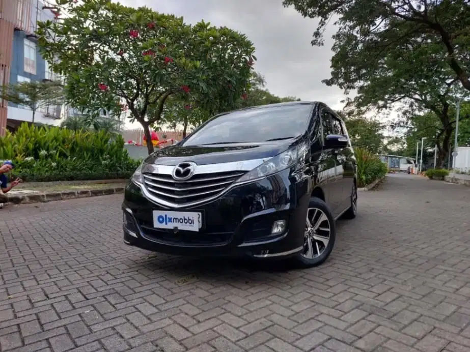 LOW DP Mazda Biante 2.0 Bensin-AT 2017 WYR