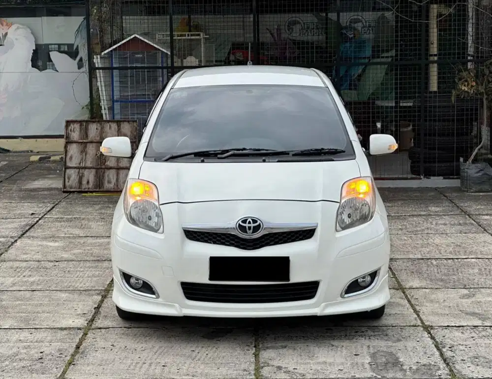 ‼️CASH 112JT‼️
TOYOTA YARIS S LIMITED 1.5 A/T TH. 2010