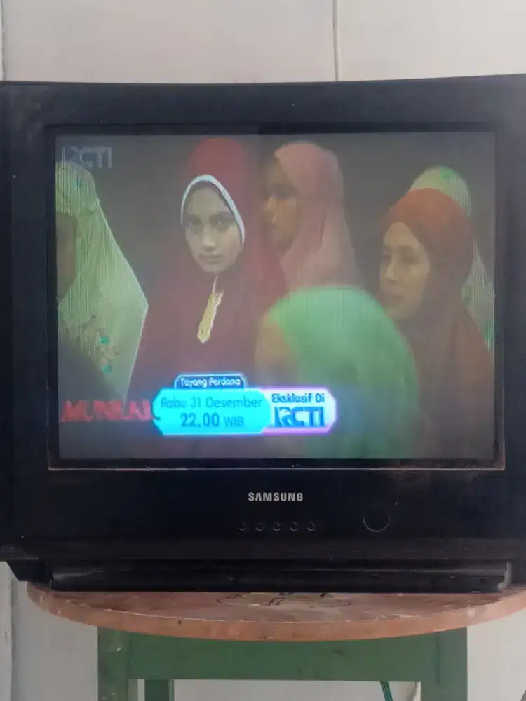 Bismillah dijual TV samsung slim 24  350