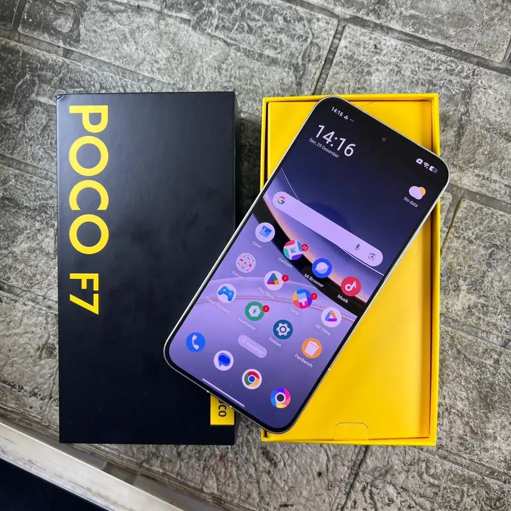 Xiaomi poco F7 5G Ram 12/512 GB pemakaian sebulan