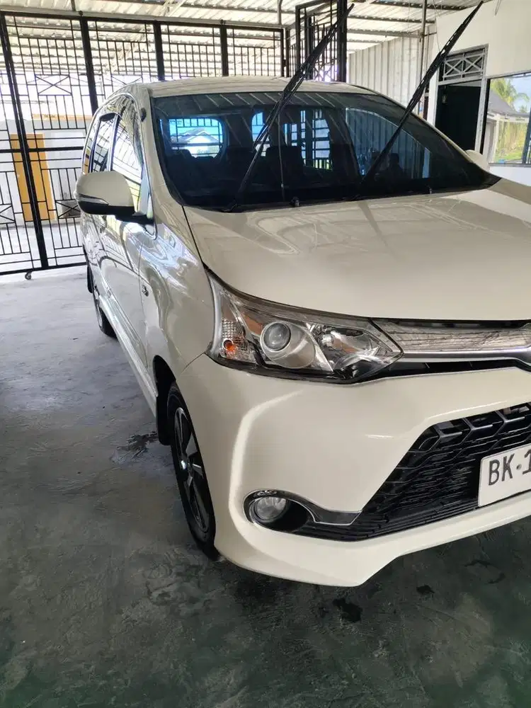 Dijual avanza  veloz 1.5  M/T