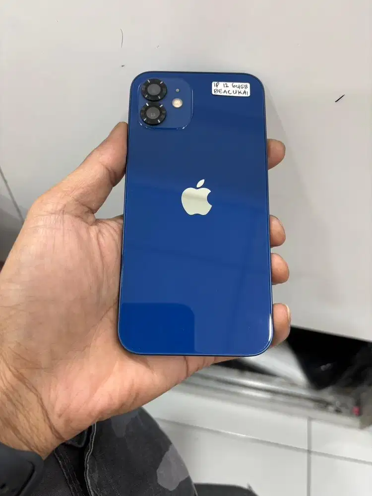 Iphone 12 64gb beacukai mulus nominus semua fungsi normal fullset