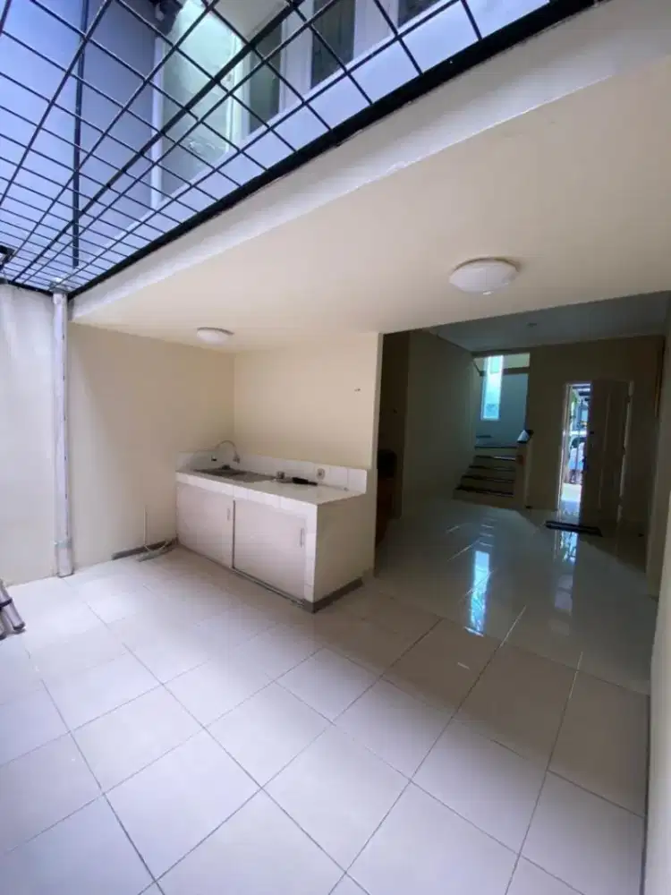 Rumah Cantik siap Huni dkt Tol dan Sekolah Internsional Puri Bintaro