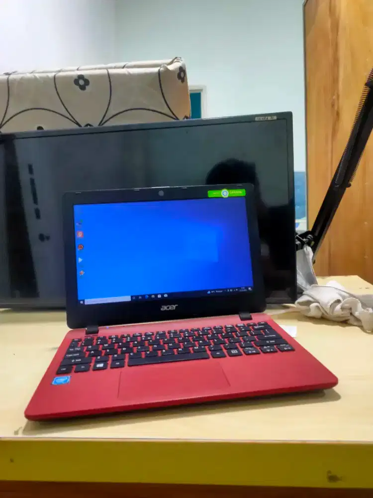 Laptop Acer RAM 8GB garansi 1bulan