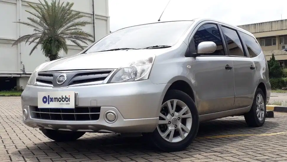 TDP 4,JT Nissan Grand livina 1.5 SV Bensin-MT Abu 2013