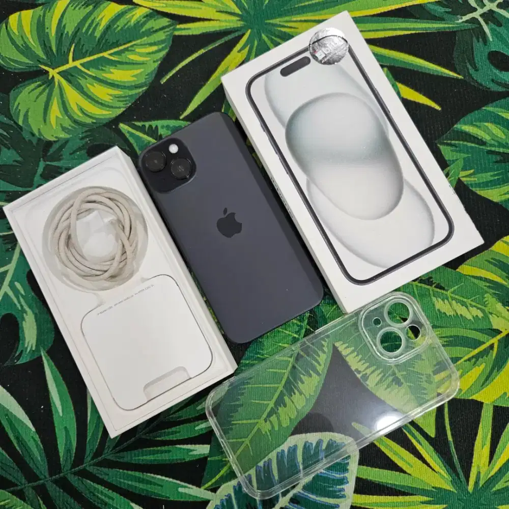 iPhone 15 128 GB second garansi iBox on sampe Mei 2026