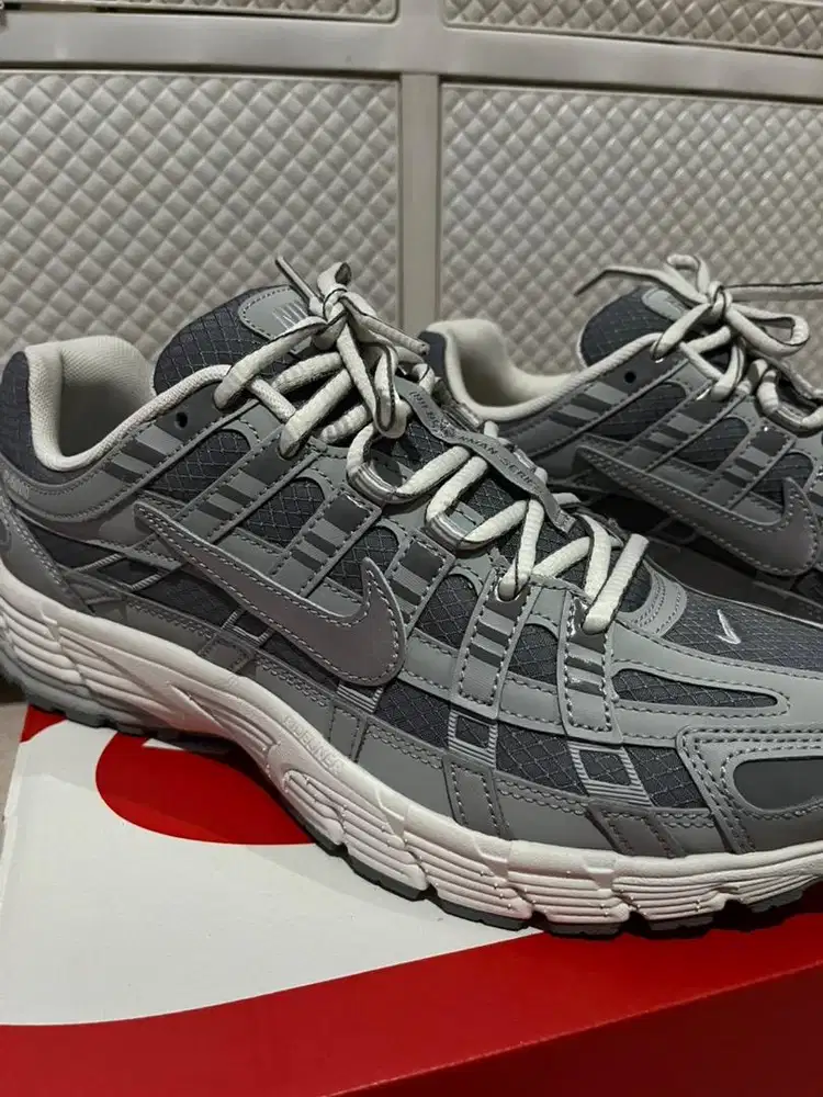 NIKE P6000 GREY