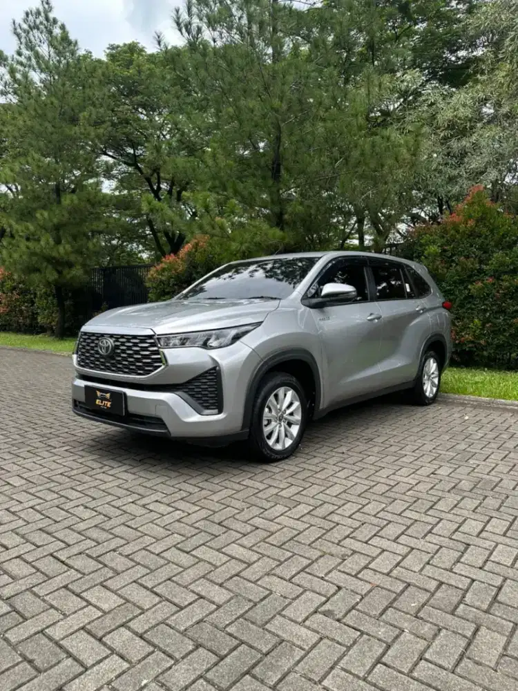 Toyota Innova Zenix G HEV 2024