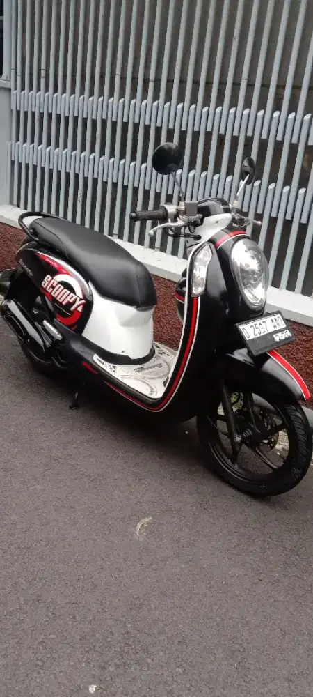 JUAL CEPAT HONDA Scoopy FI sporty ISS 2016, SUPER MULUSSS.. FULL ORI..