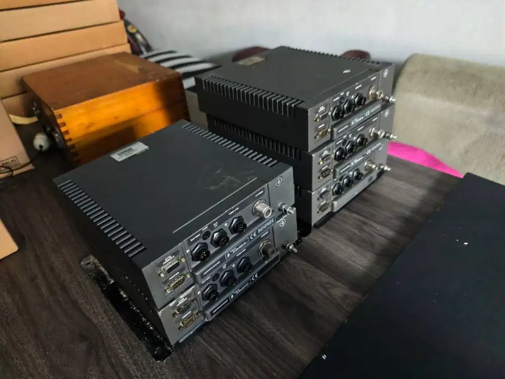 Trimble Galaxy Inmarsat-C/GPS Marine Transceiver