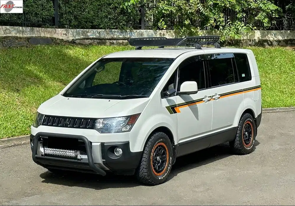 MITSUBISHI DELICA 2015 2.0 AT FULL UPGRADE & PAJAK PANJANG