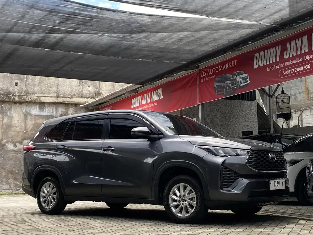 Zenix Bensin G Cvt 2023 (Low Km)