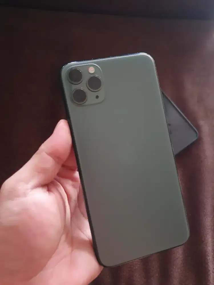 Iphone 11 Pro max 256gb all operator aman sentosa