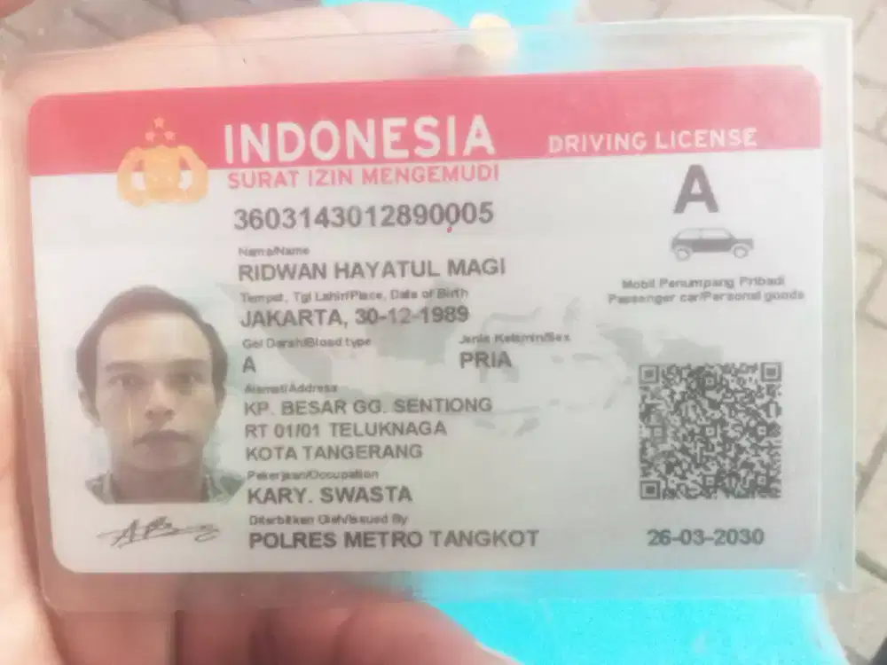 Mencari kerja driver pribadi / kantor dan barang logistic atau pabrik