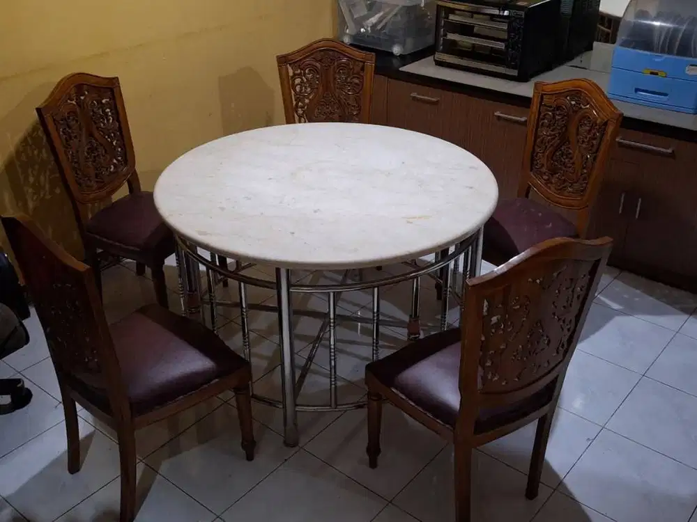 MEJA MAKAN MARMER BULAT