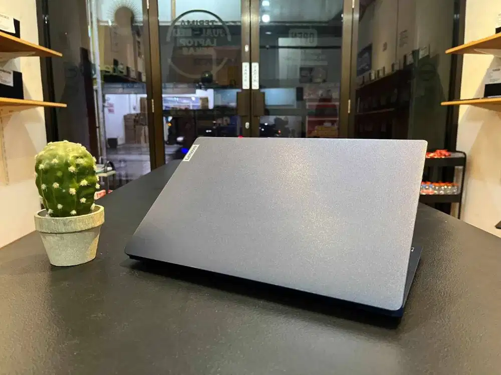 LAPTOP LENOVO IP SLIM3 14ABR8 // RYZEN 7-7730U // GARANSI RESMI