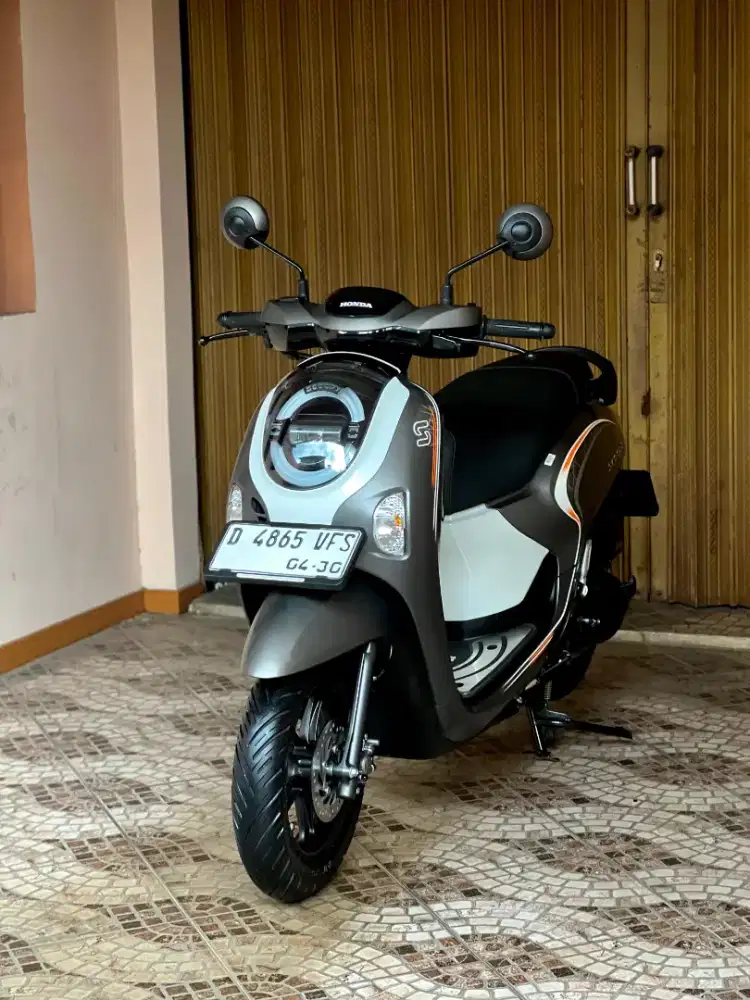 Honda Scoopy 2025 fashion brown
