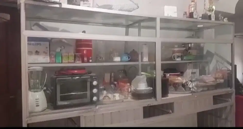 Lemari etalase kaca display untuk warung makan dan serbaguna