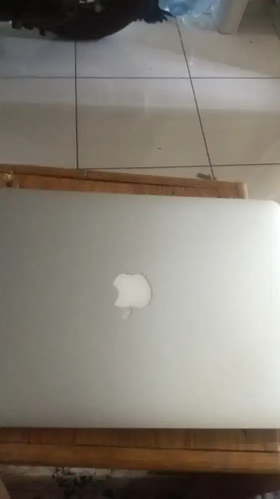 Jual Macbook air 14