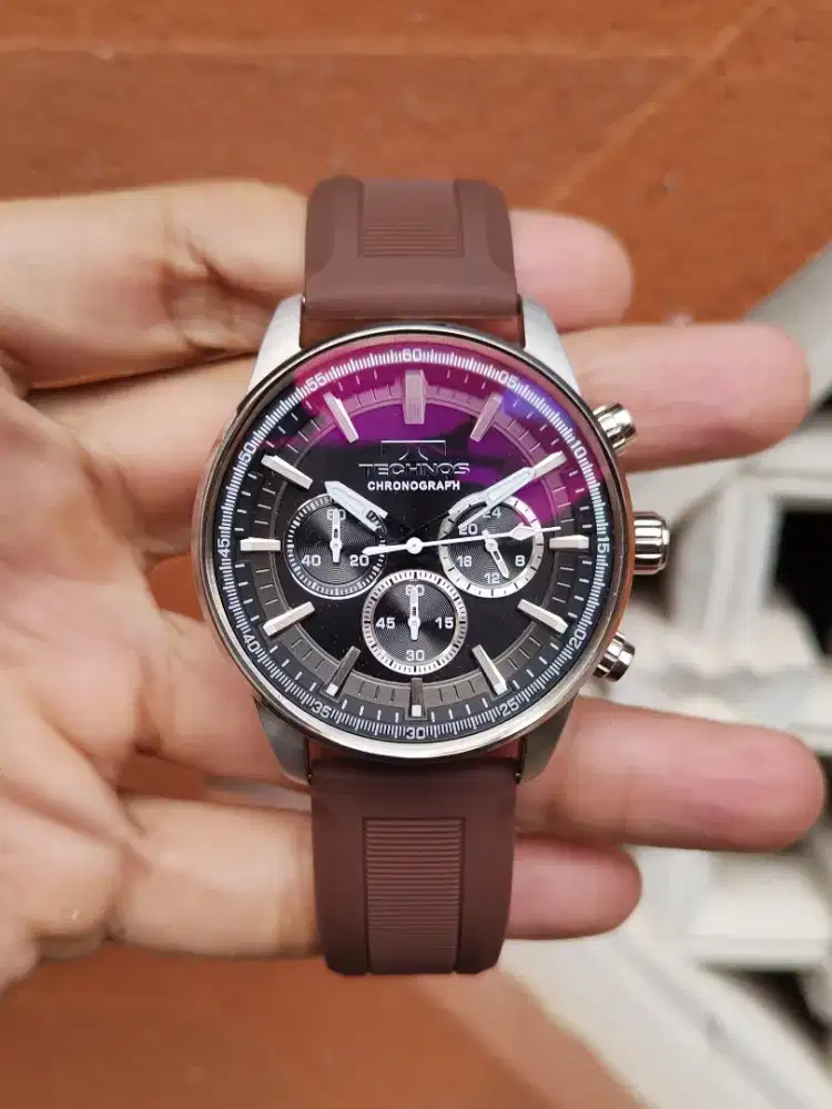 TECHNOS Chronograph
Ref. T8A31