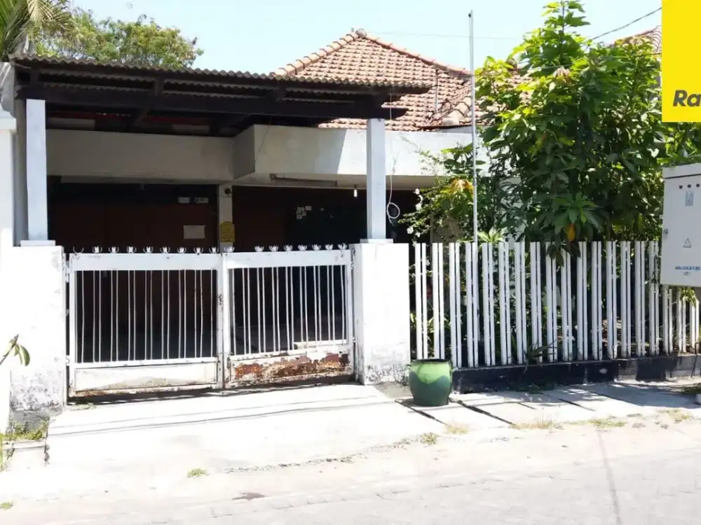 Dijual Rumah 2 lantai di Barata Jaya Surabaya