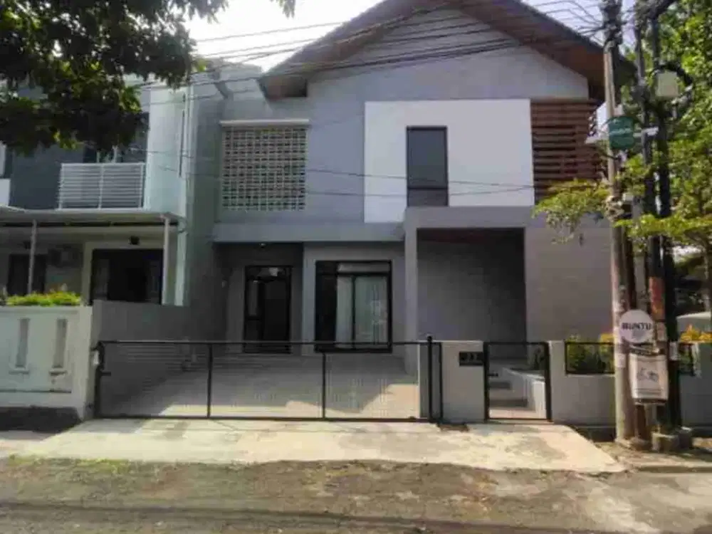 RUMAH BARU DESAIN MODERN NYAMAN AMAN DAN ASRI DI MARGAHAYU RAYA BANDUNG