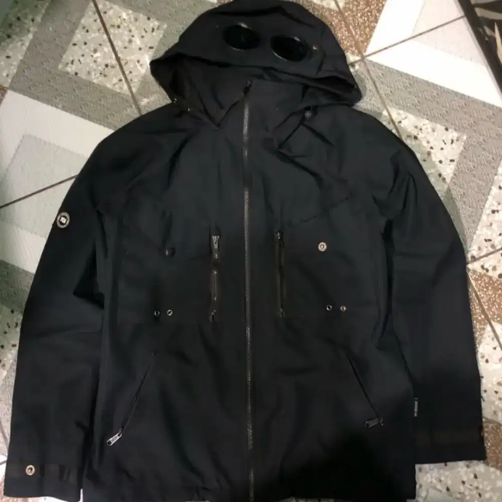 Jaket google tm hitam