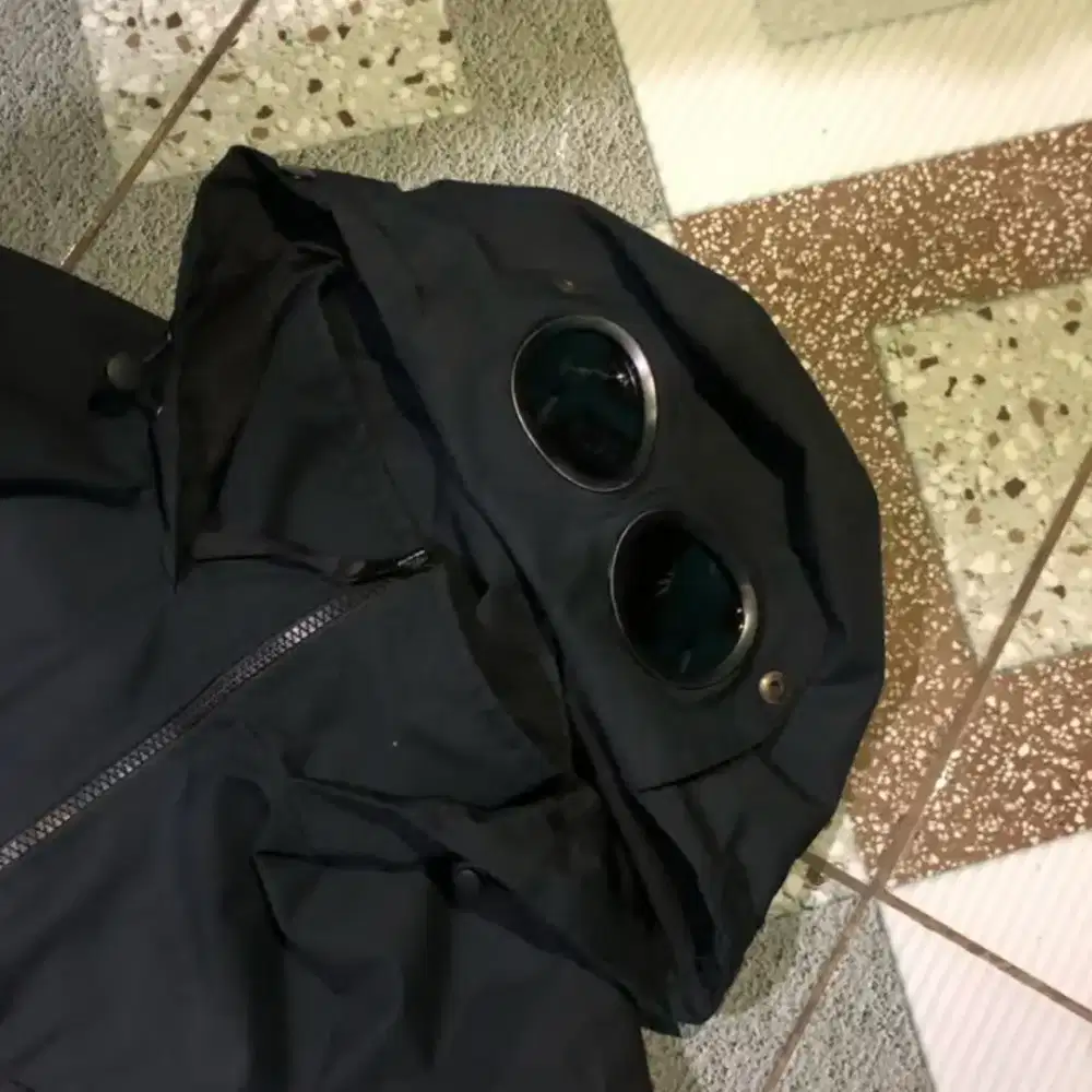 Jaket google tm hitam