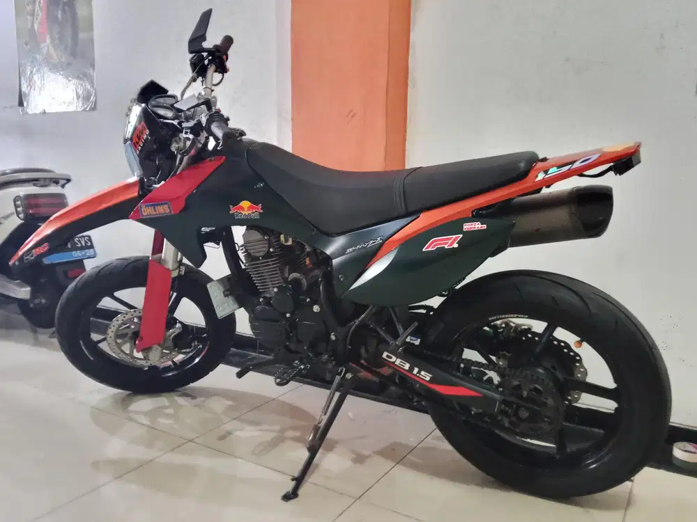 Di jual VIAR CROSS X SUPERMOTO SE 2024