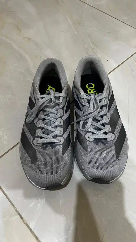 SEPATU RUNNING ADIDAS EVOSL