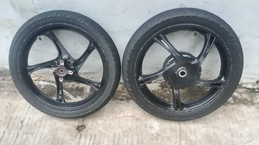 Pelk mio karbu jatiwarna