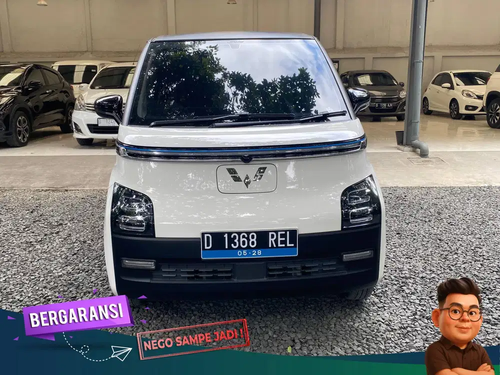 WULING AIR EV LONG RANGE AT MATIC 2023 ISTIMEWA LOW KM