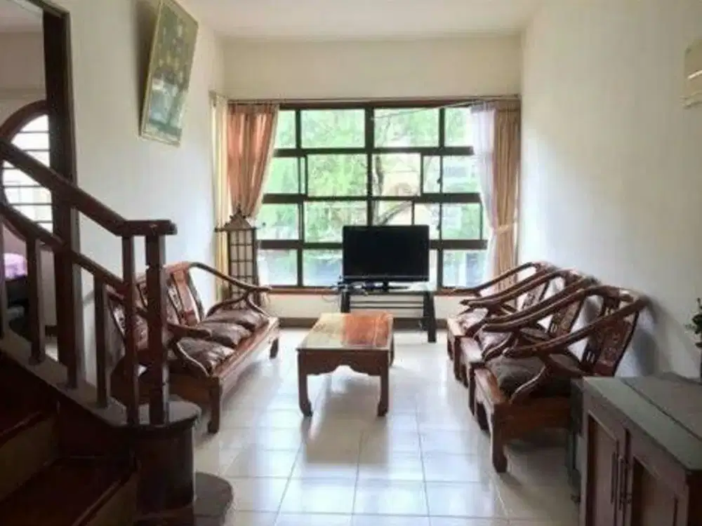 Disewakan Rumah Town House di Permata Hijau By Rumah Chinida (Jb)