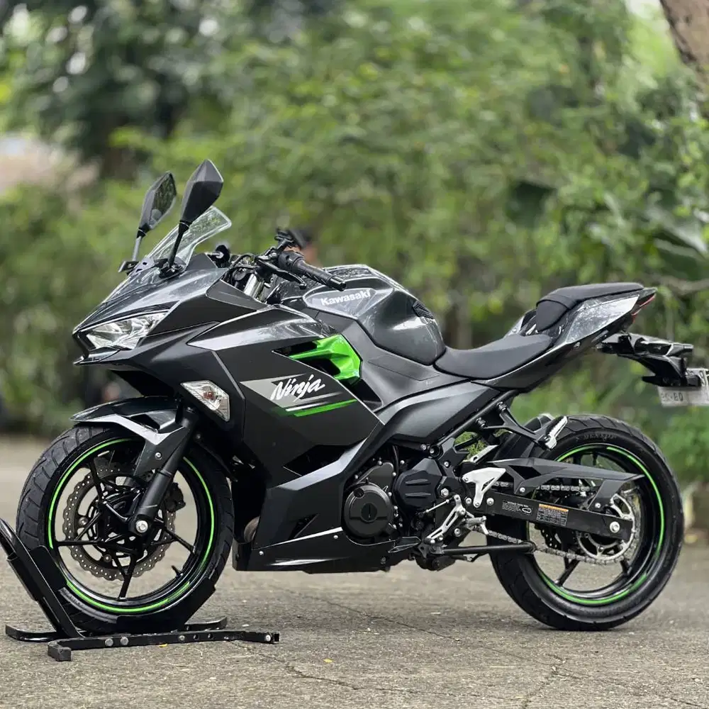 KAWASAKI NEW NINJA 250 FI 2024 GREY KM 2K PAJAK PANJANG SIAP TOURING