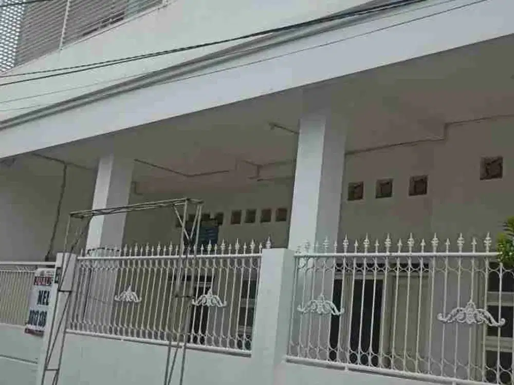 DIJUAL/DISEWAKAN RMH SIAP HUNI BISA UNTUK KOS-KOSAN LOKASI BENOWO