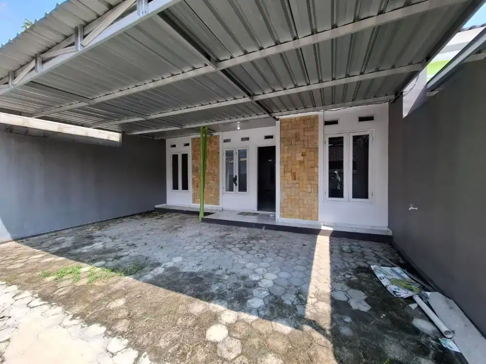 RUMAH LUAS SIAP HUNI DI JOGJA BARAT DEKAT RS ATTUROTS