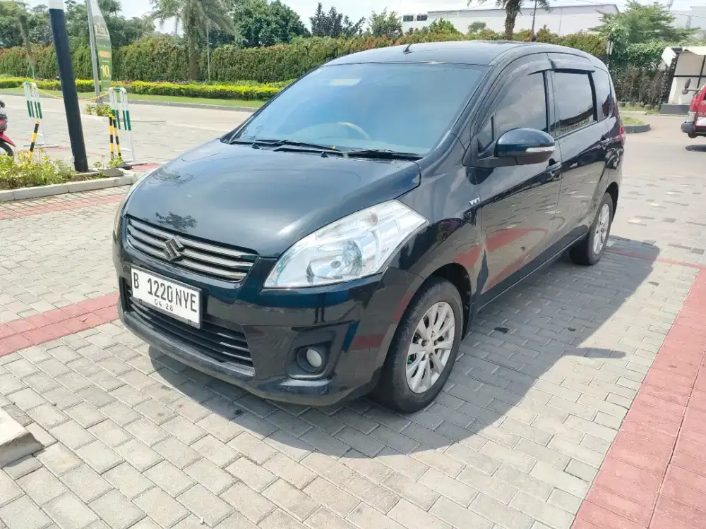 Ertiga GX 2013 MT, Segar exlusive