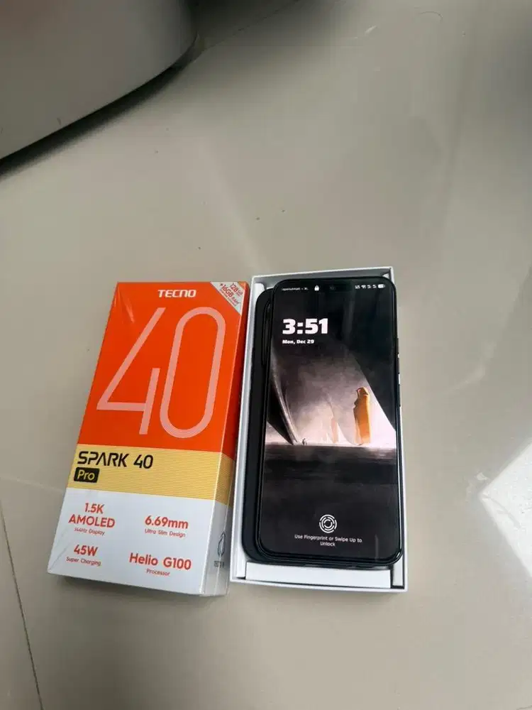 Jual Tecno Spark 40 Pro black 8/128