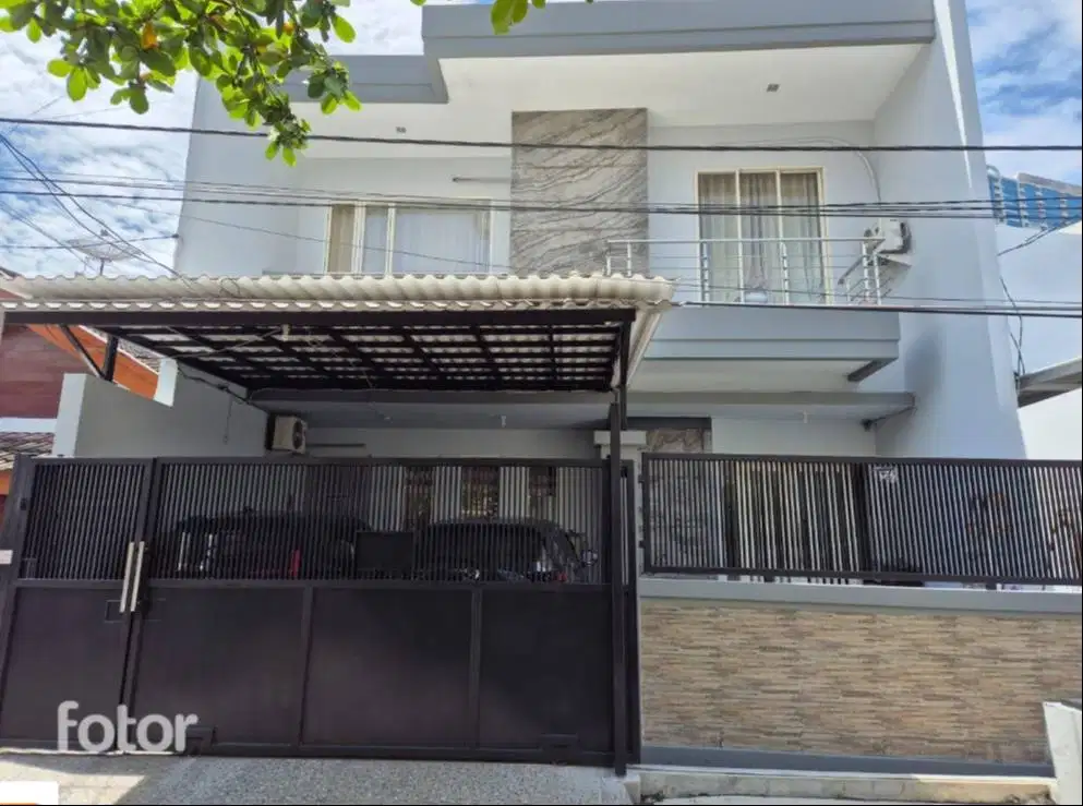 Dijual Rumah 2 Lantai Wisma Permai Barat Baliknya GM 9x15m SHM Nego