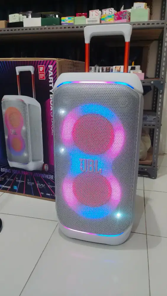 Jbl Partybox 320 portable bluetooth karaoke speaker by harman kardon