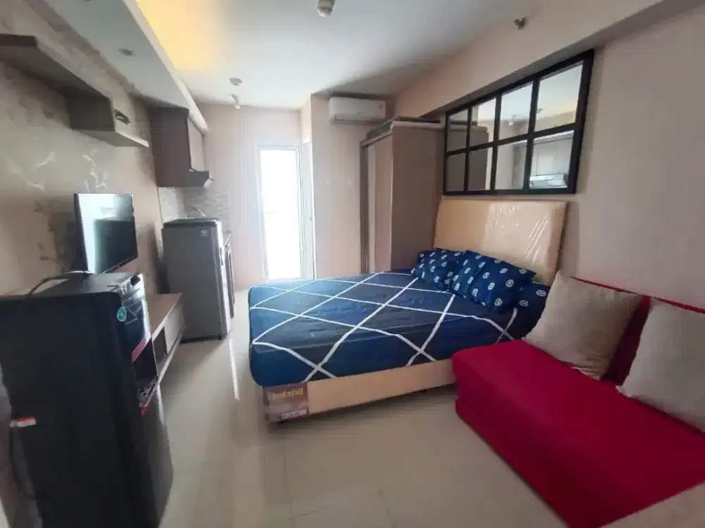 Disewakan bulanan studio furnish di apt bassura city