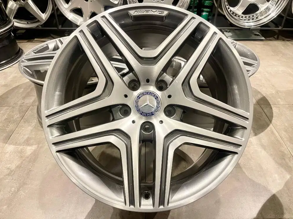 Velg OEM Mercedes Benz G63 AMG W463, R-20, Lebar 9.5, PCD 5x130