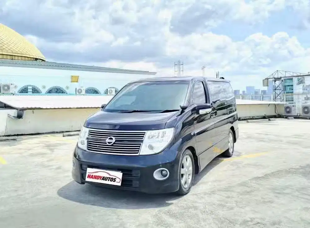 Nissan Elgrand 2.5 HWS Tahun 2009 Automatic Hitam Metalik