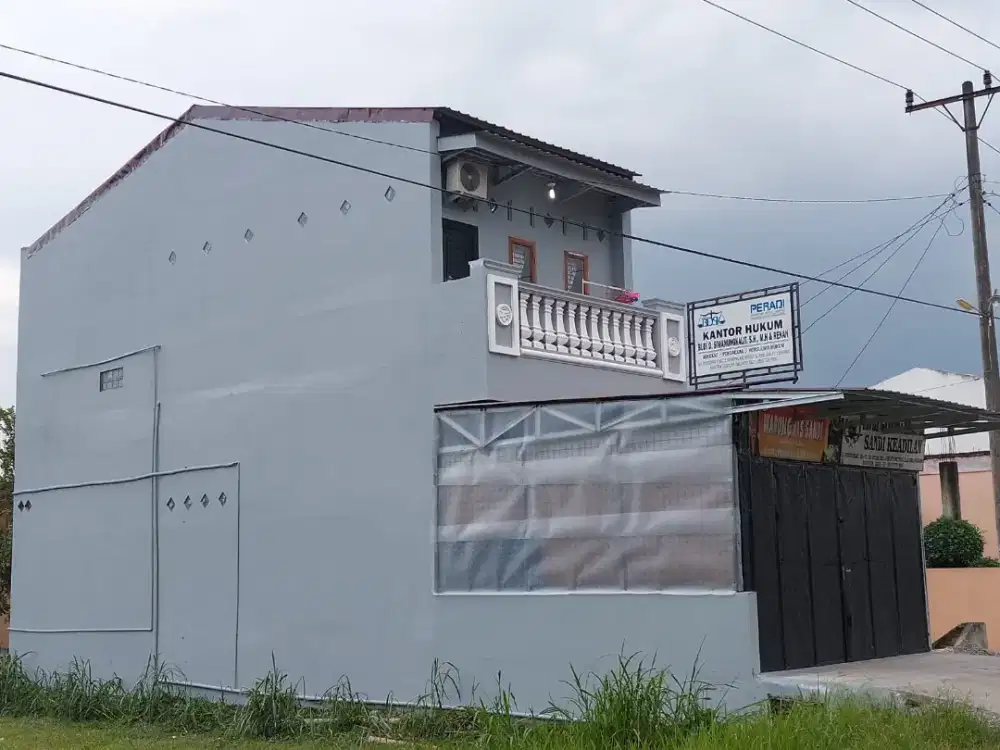 DISEWAKAN RUMAH TOKO (RUKO) PERTAHUN