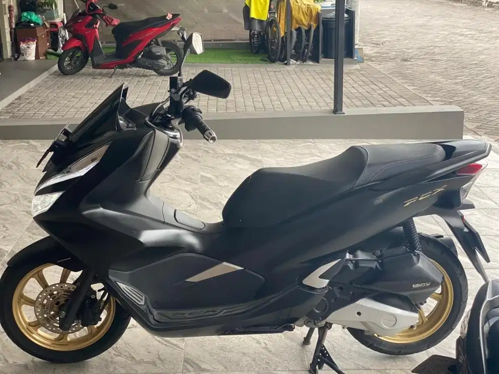 Honda PCX 2020 Hitam