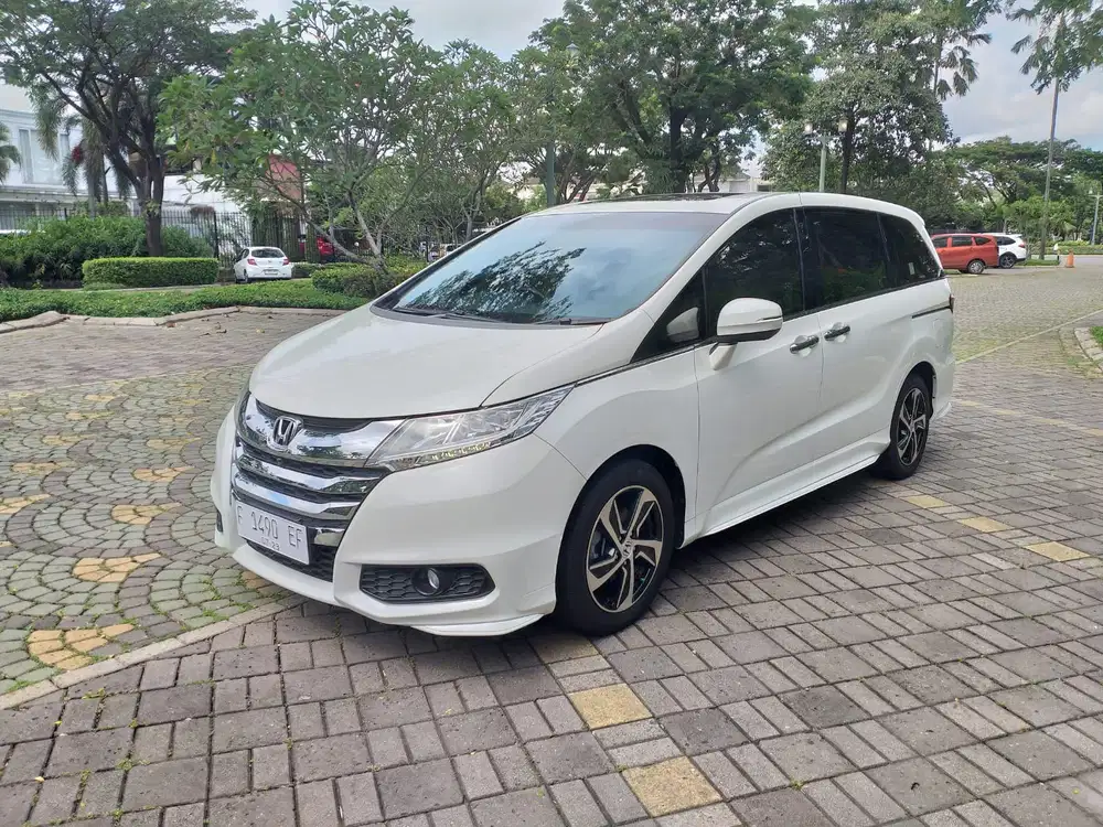 (LOW KM 30rban) Honda Odyssey 2.4 E Prestige AT 2014