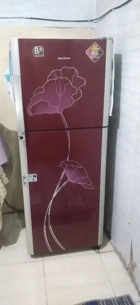 Jual kulkas polytron 2 pintu