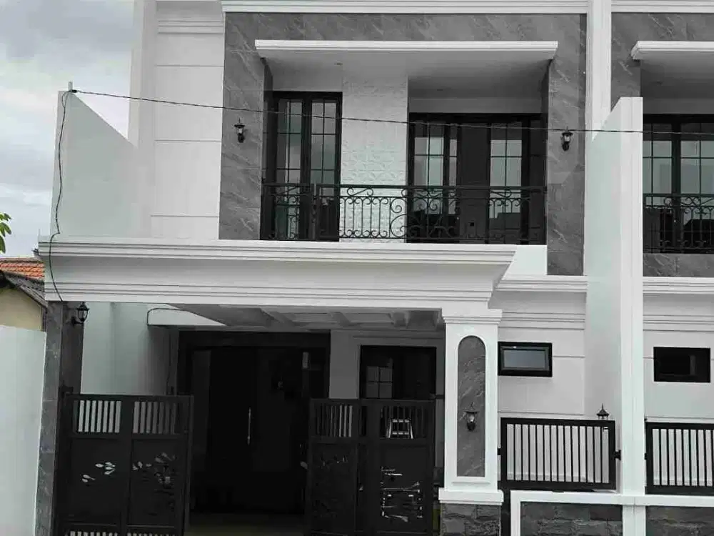 Rumah Baru 2 lantai American Classic - Araya